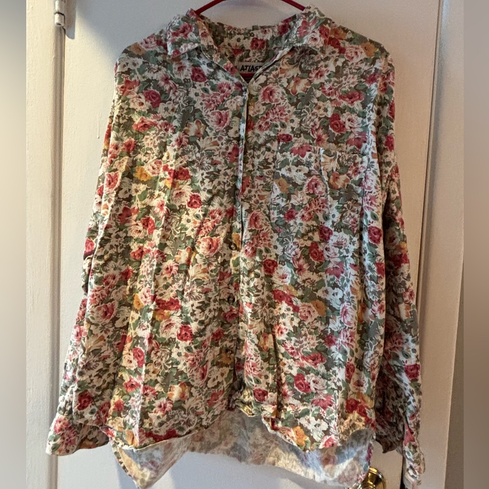 Women’s Long Sleeve Floral Button Down Shirt